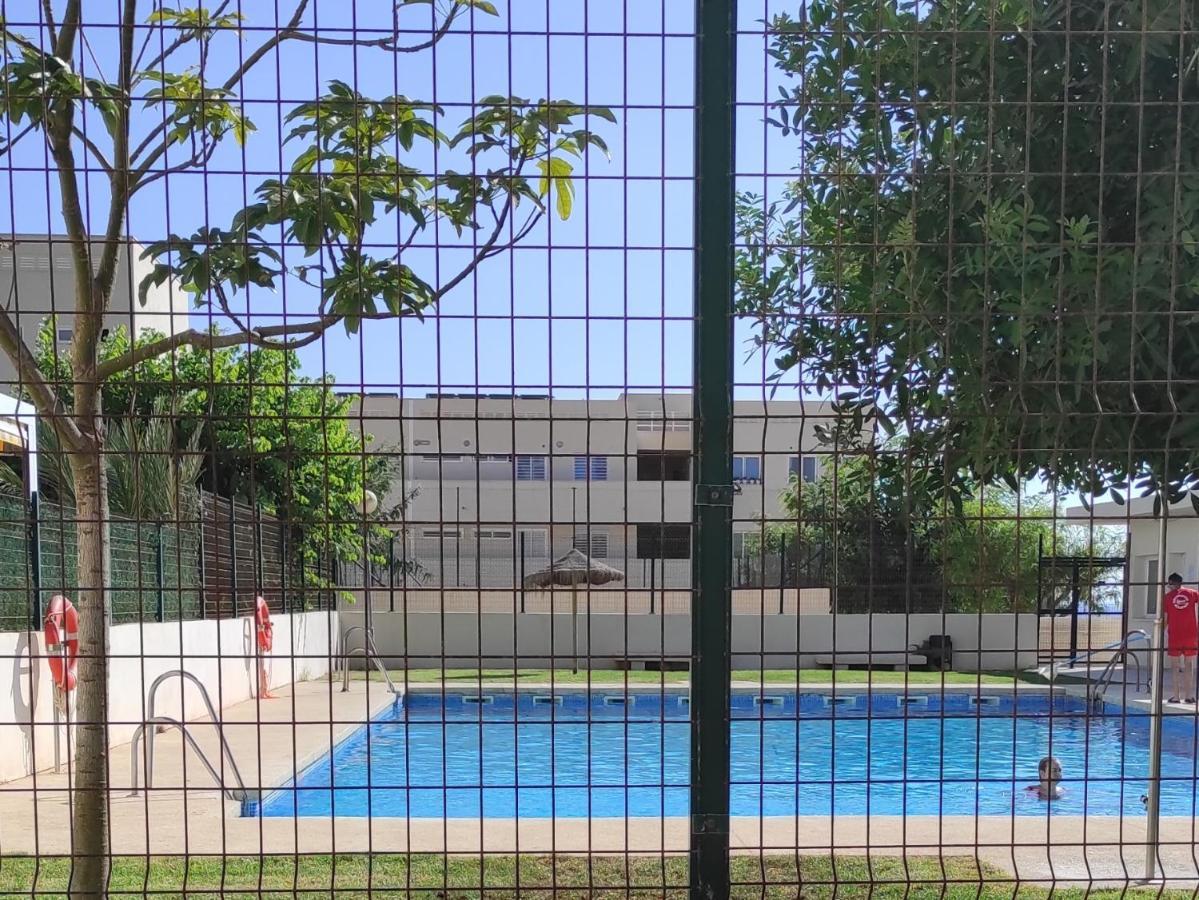 Habitaciones En Casa Compartida Retamar Almería Kültér fotó