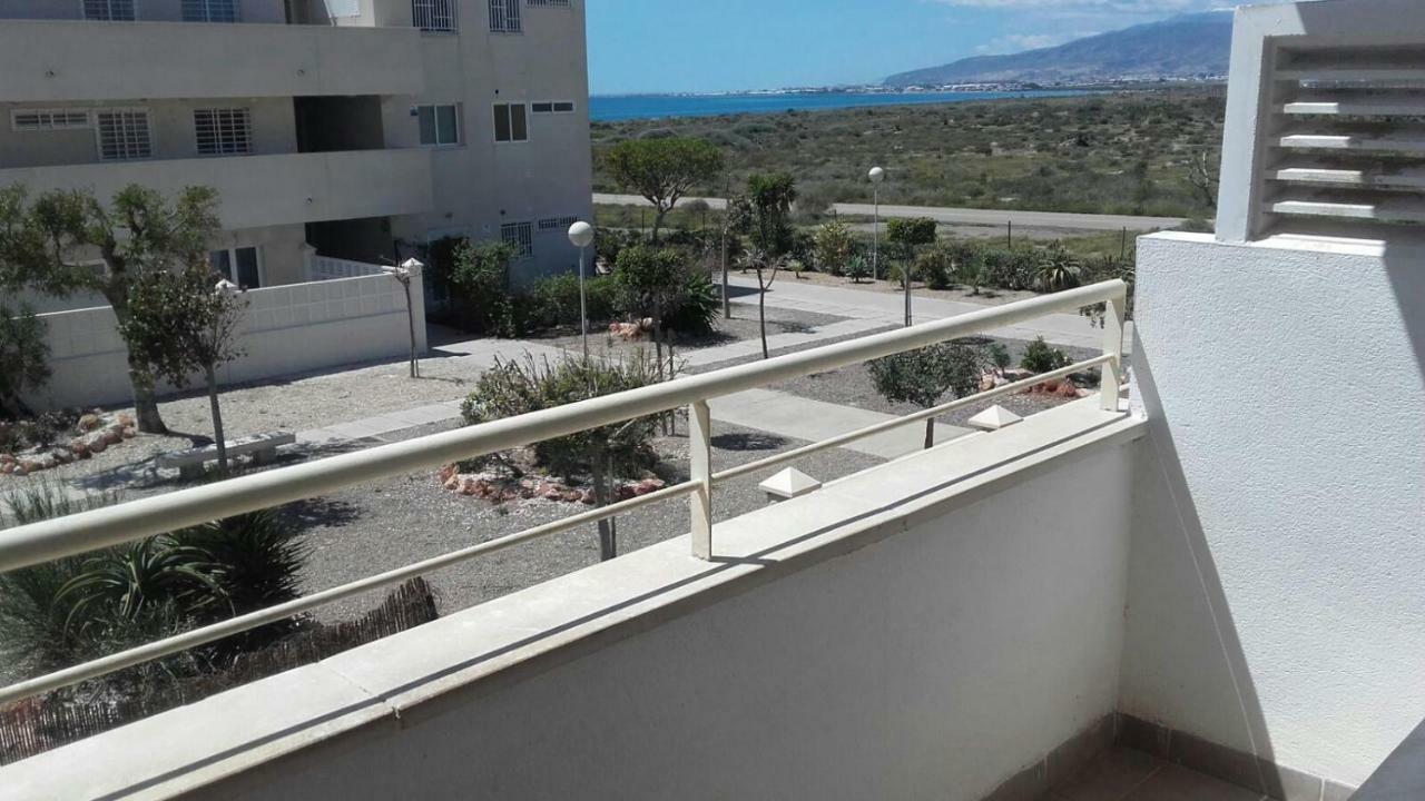 Habitaciones En Casa Compartida Retamar Almería Kültér fotó
